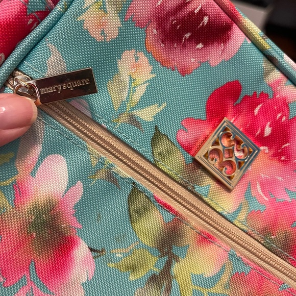 Floral Bible Cover - Picture 8 of 10